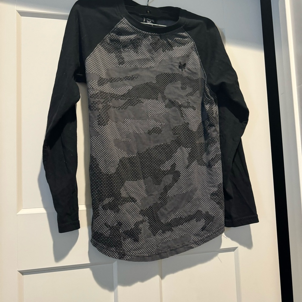 NWOT Zoo York kids M 10-12 long sleeve shirt